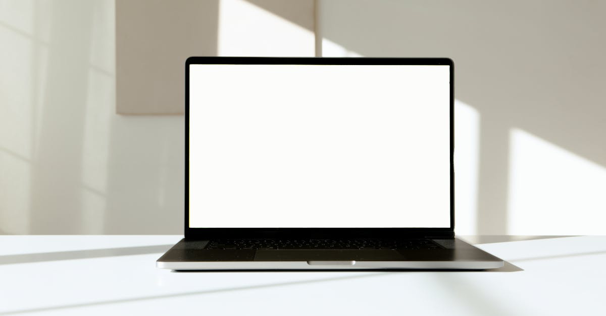 How to Prepare for Your MacBook Screen Repair While Awaiting Service